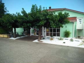  Fasthotel Avignon Nord Le Pontet  Ле-Понте